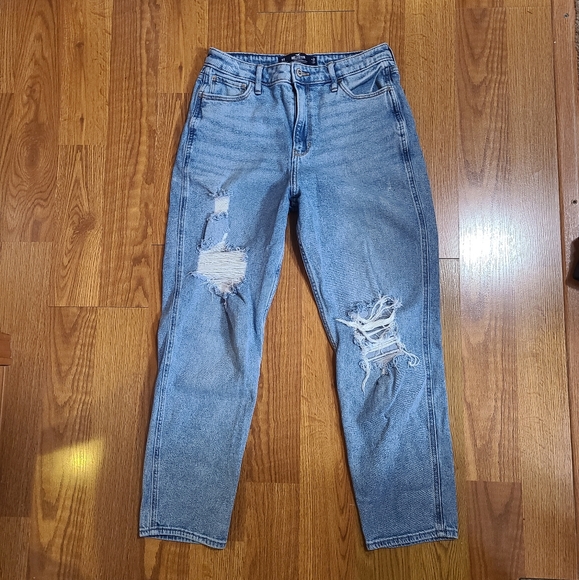 Hollister Mom Jeans Size 9R - Picture 2 of 4